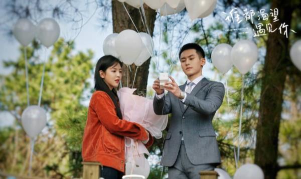 休闲西装遇上下身消失穿搭法，高雅有魅力，又美又飒
