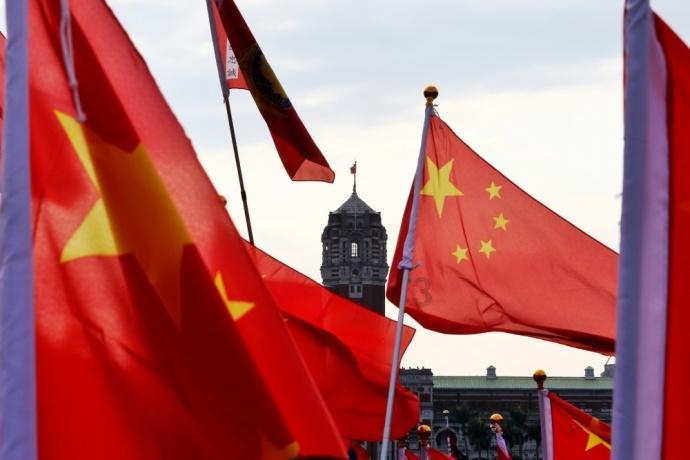 《中信保诚人寿「传家」·胡润百富2023中国高净值家庭现金流管理报告》郑州发布会隆重举行