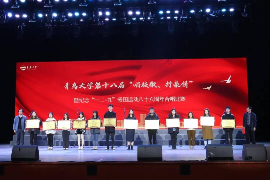 郑州降雪预报图全黑冲上热搜,中央气象台直言“离谱”,高架已放置融雪剂