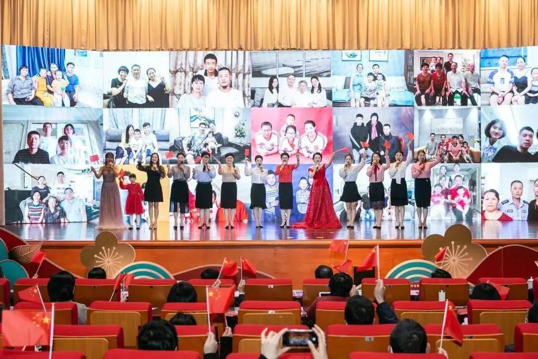 南京江宁滨江开发区举办“奋斗滨”青年工作讲习所